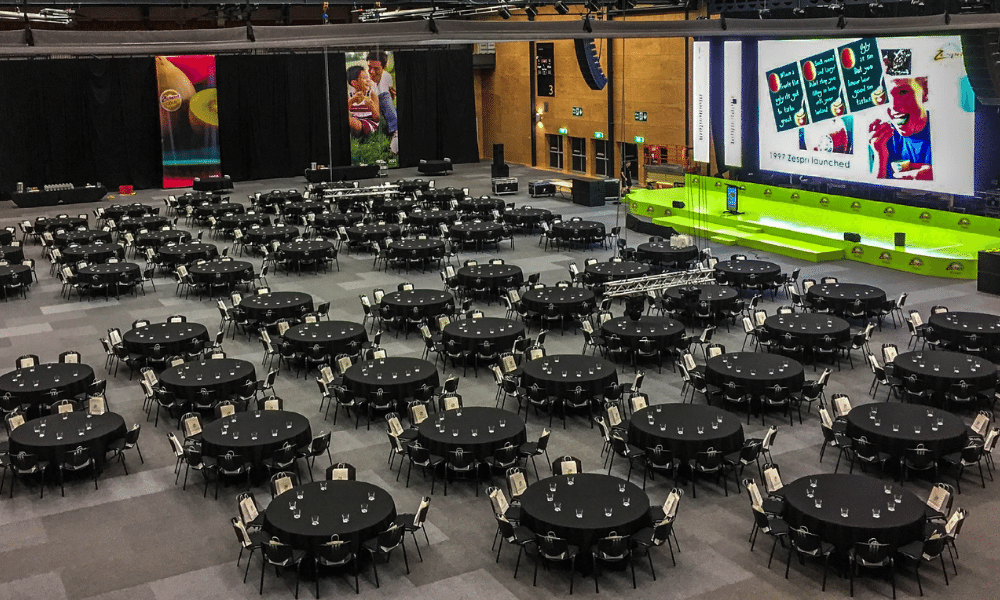 Conferences & Meetings - Cabaret Set Up